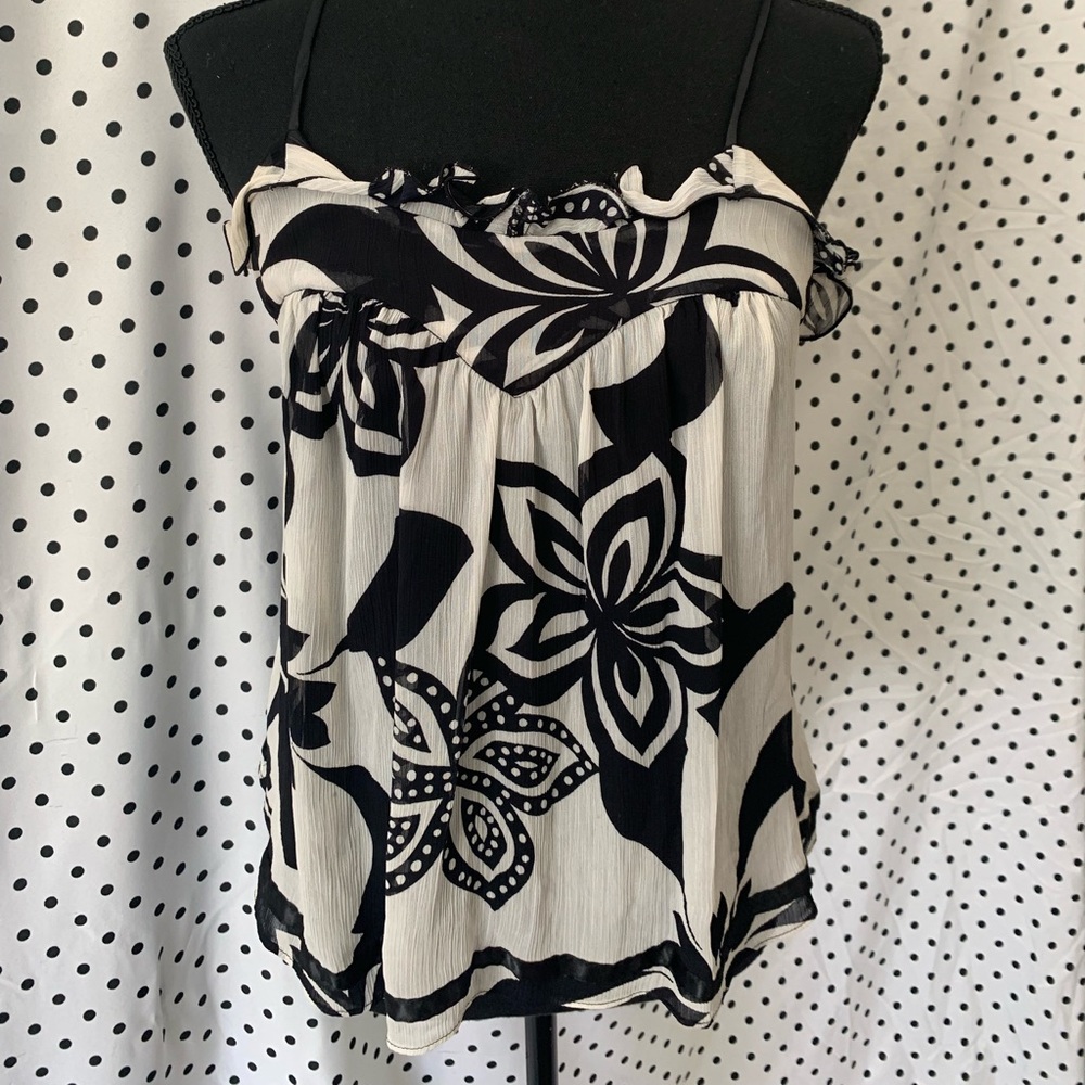 DKNY Jeans Flirty Summer Top